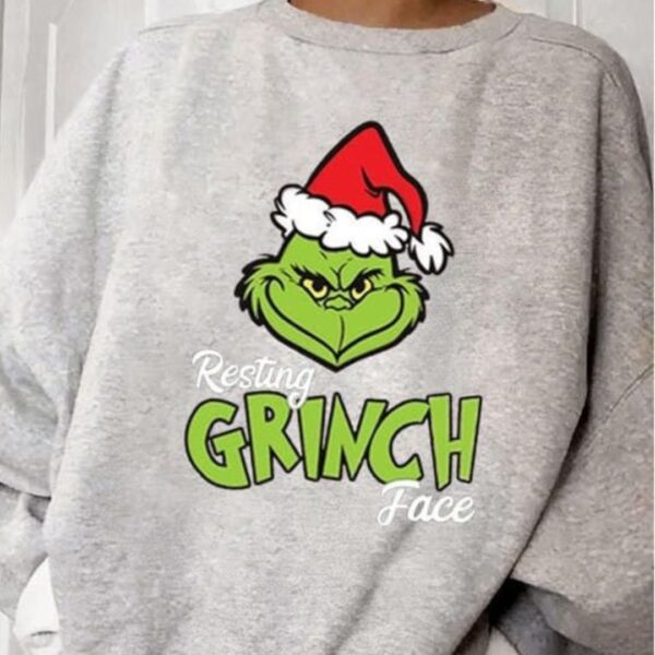 Polera resting face grinch